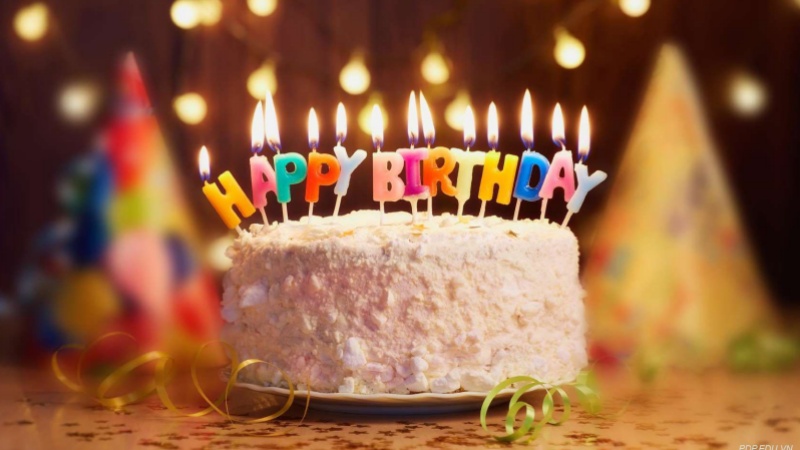 Bánh sinh nhật có nguồn gốc từ đâu?