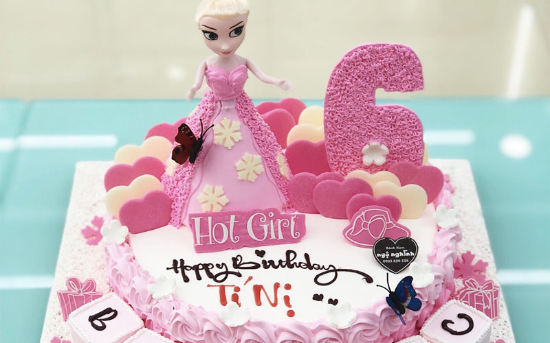 Bánh kem sinh nhật công chúa Elsa băng giá