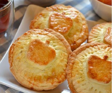 Cách làm bánh pie sữa chua nhân táo hấp dẫn
